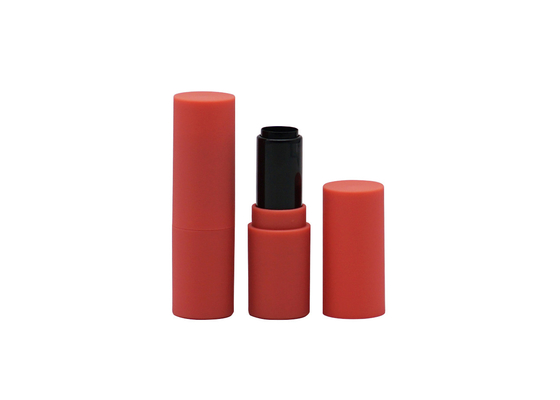 Colore che abbina la metropolitana di plastica cilindrica del rossetto, contenitore liquido vuoto del rossetto