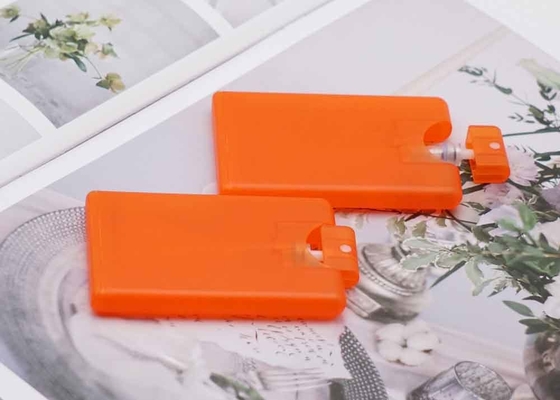 Colore arancio della foschia dell'atomizzatore 20ml del profumo della bottiglia fine di plastica dello spruzzo chiaro